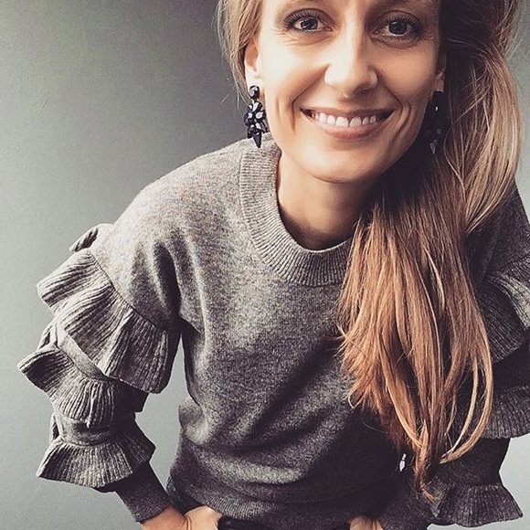 J. Crew Sweaters - J.Crew ruffle sleeve sweater in grey size xxxs